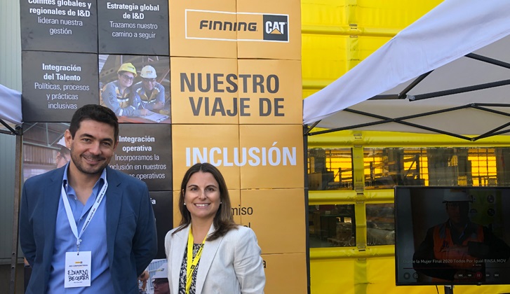 Finning organiza Feria inclusiva en la comuna de Renca